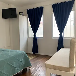 Apartment Soles Mall Del Sol Airport