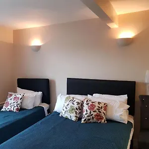 *** Bed & Breakfast Kgt House Ireland